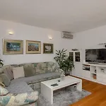 Apartment Marina